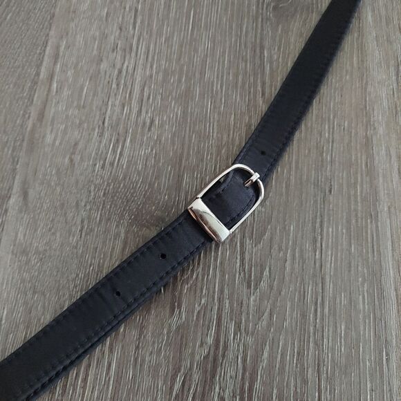 TRAVEL DOCUMENT PASSPORT CROSSBODY BAG - BLACK - Picture 5 of 7
